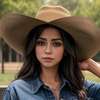 Lucy May Parker Hình đại diện AI