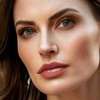 อวาตาร์ AI Elara Thorne