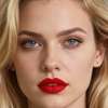 Sloane Halloway AI аватар