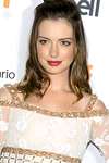 Anne Hathaway AI avataras