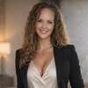 Azlyn Corve AI avatar