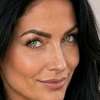 Djelovita kurva Kim AI avatar