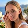 Cassandra Günsel AI avatar