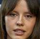 Mia Goth AI अवतार
