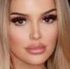 Viktoria Savelieva Hình đại diện AI