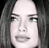Avatar AI Adriana