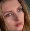 Liya Everlane ai avatar