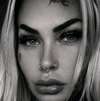 Mandy الصورة الرمزية للذكاء الاصطناعي