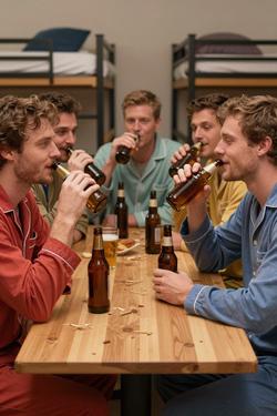 AI trò chuyện đảo ngược – Trò chuyện với Lukas Veltin