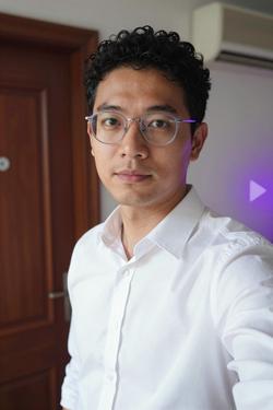 Flipped Chat AI – Sembang dengan Cris Danuarta