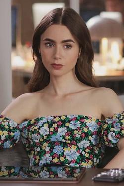 Flipped Chat AI – Chatta med Emily