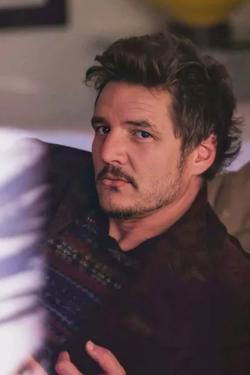 Flipped Chat AI – Bate-papo com Pedro pascal 