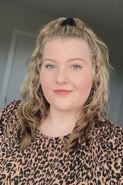 Odwrócony czat AI – rozmawiaj z Amy 