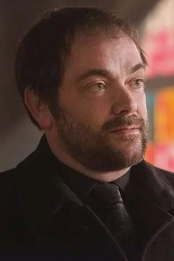 Flipped Chat AI – Chatear con Crowley, king 