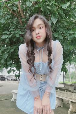 Flipped Chat AI – แชทกับ Éclair 