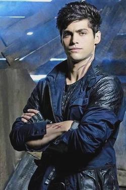 Flipped Chat AI – Chatta con Alec Lightwood