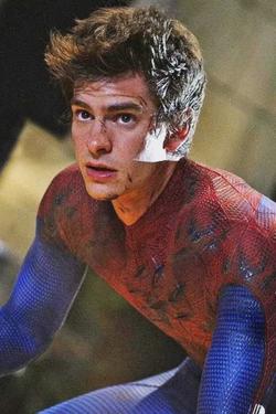 Flipped Chat AI – Chatear con Peter Parker BL 