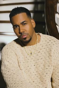 Flipped Chat AI – Chat Romeo Santos
