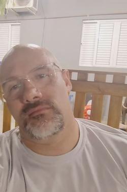 Flipped Chat AI – Chatear con Rafael Montese