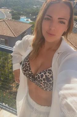 Flipped Chat AI – Чат с Jodie