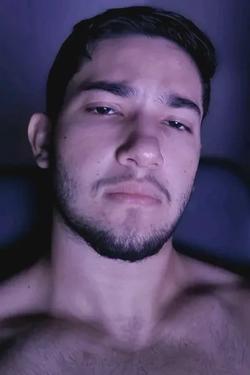 Flipped chat ai - makipag -chat sa Arthur Nogueira