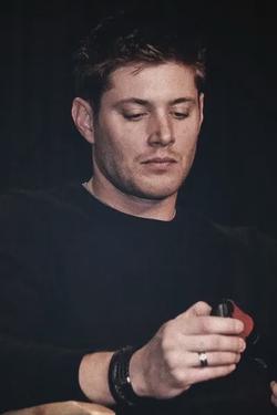 Flipped Chat AI – Bate-papo com Dean Winchester 