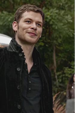 Flipped Chat AI – Sembang dengan Niklaus Mikaelson 