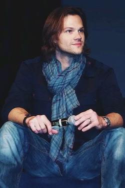Flipped Chat AI – Jared Padalecki Todd와 채팅