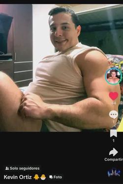 Flipped Chat AI – Чат с Raúl 