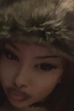 Flipped Chat AI – kalbėkite su Lisa