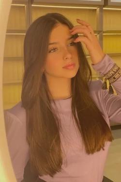 AI trò chuyện đảo ngược – Trò chuyện với Leyla Rodríguez 