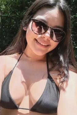 Flipped Chat AI – Lara Vitória 와 채팅
