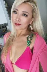 Flipped Chat AI – Raina huang와 채팅