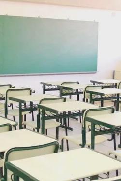 Flipped Chat AI – Chatta con Escola Pública Brasileira 