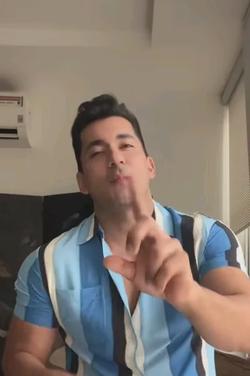AI trò chuyện đảo ngược – Trò chuyện với Mario Núñez  