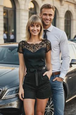 Flipped Chat AI – Чат с Elaina & Max