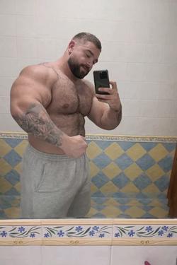 FlippedチャットAI – RafaBearとチャット