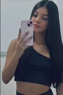 Flipped Chat AI – Чат с Victoria 