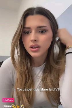Flipped Chat AI – Chatta con Ginevra 