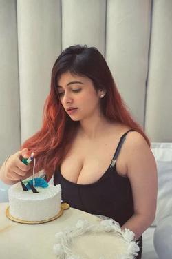 الذكاء الاصطناعي للدردشة المعكوسة – الدردشة مع Sister Birthday 