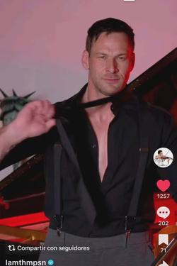 Flipped Chat AI – Chatta con Claudio 