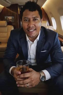 Flipped Chat AI – Chat cu Bruno Henrique da Silva 