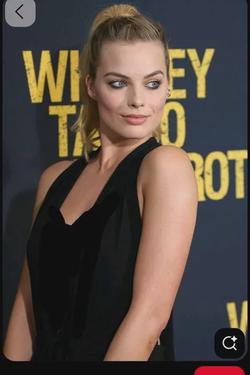 Flipped Chat AI – Чат с Margot Robbie 
