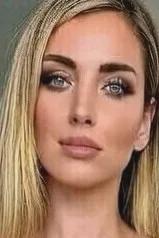 Flipped Chat AI – Chatta con Chiara ferragni vip 