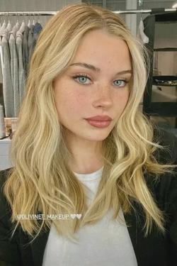 Flipped Chat AI – Chat s Ava