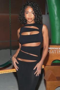 Αναστροφή συνομιλίας AI – Συζήτηση με Lori Harvey