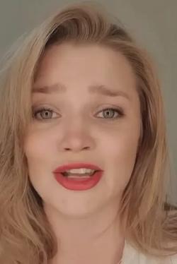 Flipped Chat AI – Чат с Алина ланина(жена в Сашатаня)