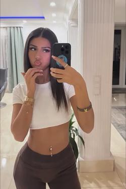 Flipped Chat AI – Csevegés Leah