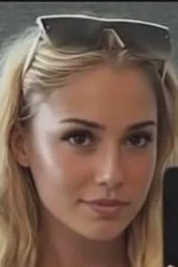 Flipped Chat AI – Чат с Britney