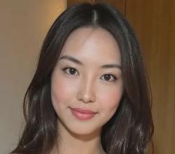 Flipped Chat AI – Sembang dengan Zoe Takei